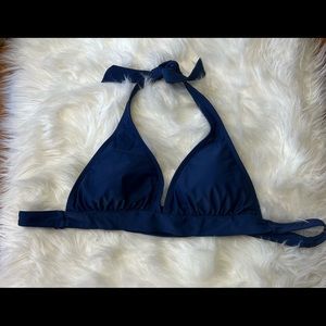 Heat triangle tie neck and back bikini top .